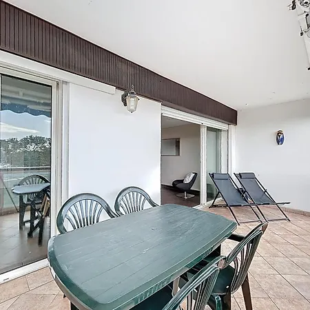 En Premiere Ligne Vue Confort Climatise 2 Avec Parking Apartment *